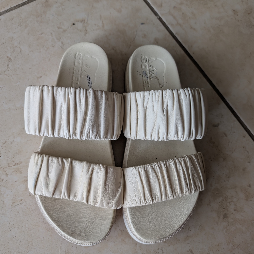 Sorel White Ruched Sandals